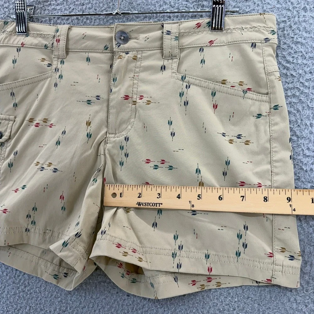 Eddie Bauer Travex Shorts Womens 6 Tan Arrow Print Hiking Outdoor Cargo Stretch
